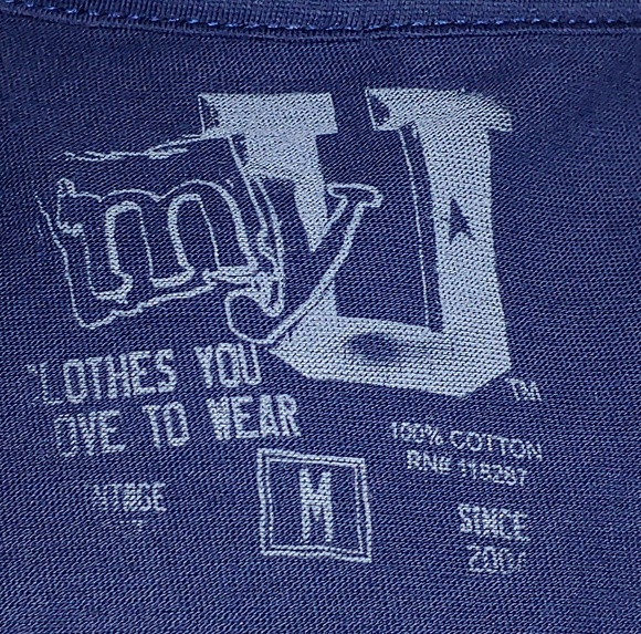 NWT! Women's Auburn Tigers fan tee - Picture 3 of 3